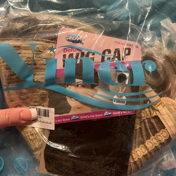 3 New Blonde and Brown pixie style synthetic wigs. - Picture 14 of 16